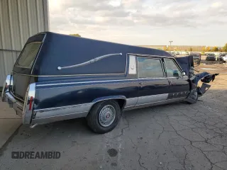 1992 Cadillac Brougham z VIN 1G6DW54E6NR709623, wystawiony jako Copart lot #78206534 z przebiegiem Nie podano mil oraz Nie do naprawy. Historia ofert i sprzedaży dostępna na DreamBid. Obrazek 3.