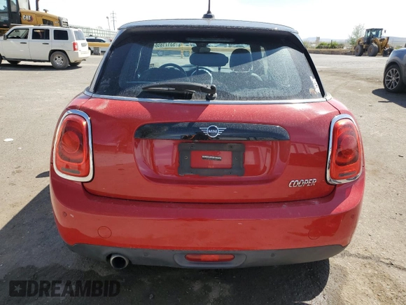 2021 MINI Hardtop 4 Door Oxford Edition с VIN WMWXU7C07M2N56224, выставлен на аукционе Copart как лот 53171855 с пробегом 68 440 миль миль и Списание • Salvage title. История ставок и продаж доступна на DreamBid. Изображение 6.