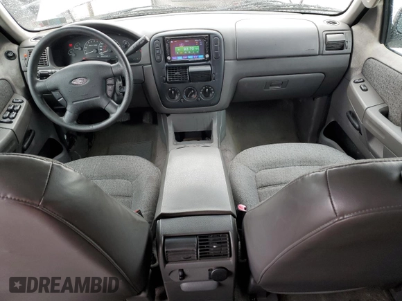 2002 Ford Explorer XLS with VIN 1FMZU72E02UC65652, listed as a Copart auction lot 52726555 with 271,357 mi miles and Salvage Title. Bid and sale history available at DreamBid. Image 8.