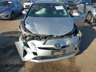 2017 Toyota Prius Two with VIN JTDKBRFU3H3034087, listed as a IAAI auction lot 40982253 with 158,745 mi miles and . Bid and sale history available at DreamBid. Image 6.