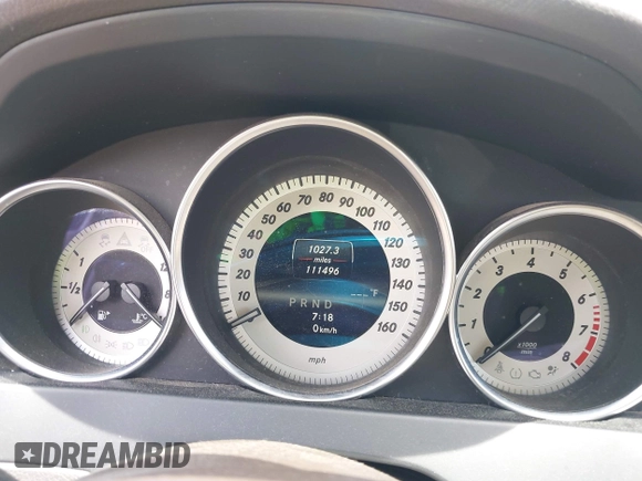 2013 Mercedes-Benz C 300 Sport z VIN WDDGF8AB1DR256537, wystawiony jako IAAI lot #42356297 z przebiegiem 111 496 mil mil oraz . Historia ofert i sprzedaży dostępna na DreamBid. Obrazek 7.