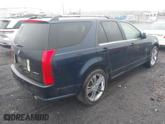 2005 Cadillac SRX with VIN 1GYEE63A650152302, listed as a IAAI auction lot 42010138 with 101,831 mi miles. Bid and sale history available at carsss.com. Image 4.