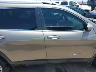 2019 Jeep Cherokee Latitude with VIN 1C4PJLCB7KD365667, listed as a IAAI auction lot 42504207 with 68,106 mi miles and . Bid and sale history available at DreamBid. Image 13.