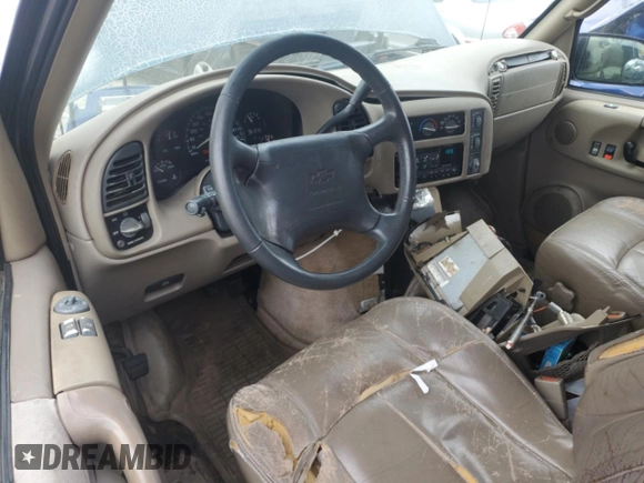 1998 Chevrolet Astro with VIN 1GNEL19WXWB120466, listed as a Copart auction lot 80929504 with 262,413 mi miles and Salvage Title. Bid and sale history available at carsss.com. Image 8.