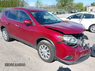 2015 Nissan Rogue SV z VIN 5N1AT2MK1FC899585, wystawiony jako IAAI lot #42148222 z przebiegiem 171 772 mil mil oraz . Historia ofert i sprzedaży dostępna na DreamBid. Obrazek 1.