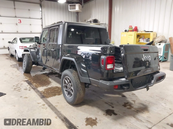 2023 Jeep Gladiator Overland с VIN 1C6HJTFG6PL552866, выставлен на аукционе IAAI как лот 42086784 с пробегом 20 041 миль миль и . История ставок и продаж доступна на DreamBid. Изображение 3.