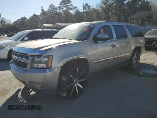 2007 Chevrolet Suburban LTZ with VIN 3GNFC16097G248582, listed as a Copart auction lot 49572645 with 205,613 mi miles and Non Repairable. Bid and sale history available at carsss.com. Image 1.