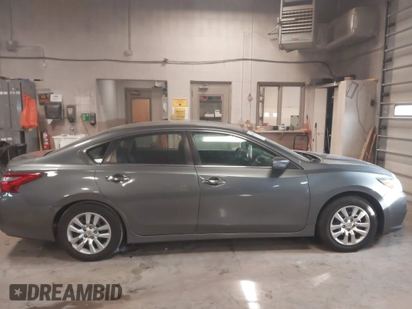 2016 Nissan Altima SL with VIN 1N4AL3AP6GC144496, listed as a IAAI auction lot 41983071 with 90,305 mi miles and . Bid and sale history available at carsss.com. Image 13.