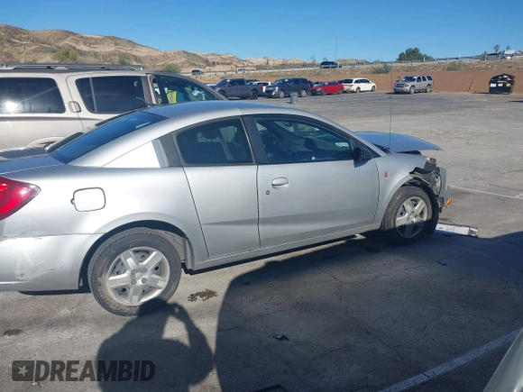 2006 Saturn ION z VIN 1G8AN15F66Z105150, wystawiony jako IAAI lot #41752428 z przebiegiem 110 857 mil mil oraz . Historia ofert i sprzedaży dostępna na DreamBid. Obrazek 14.