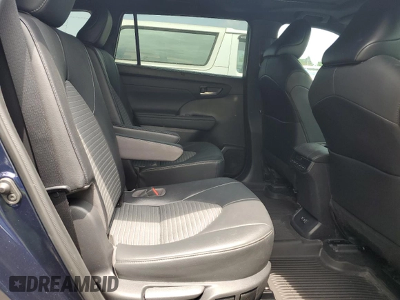 2021 Toyota Highlander XSE with VIN 5TDJZRBH0MS121857, listed as a Copart auction lot 60035365 with 73,316 mi miles and Salvage title. Bid and sale history available at DreamBid. Image 11.