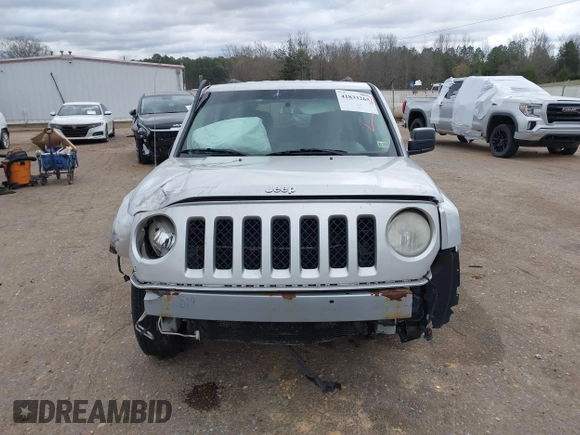 2012 Jeep Patriot Sport with VIN 1C4NJPBA6CD632452, listed as a IAAI auction lot 41833265 with 218,320 mi miles and . Bid and sale history available at DreamBid. Image 13.