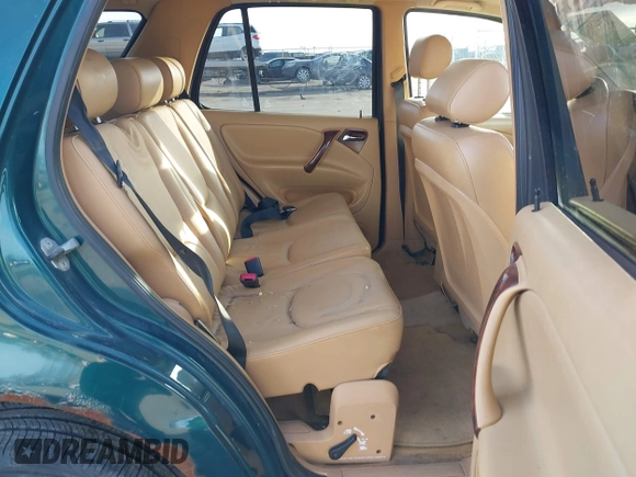 1998 Mercedes-Benz M-Class with VIN 4JGAB54E7WA034632, listed as a IAAI auction lot 41523291 with 153,241 mi miles. Bid and sale history available at carsss.com. Image 8.