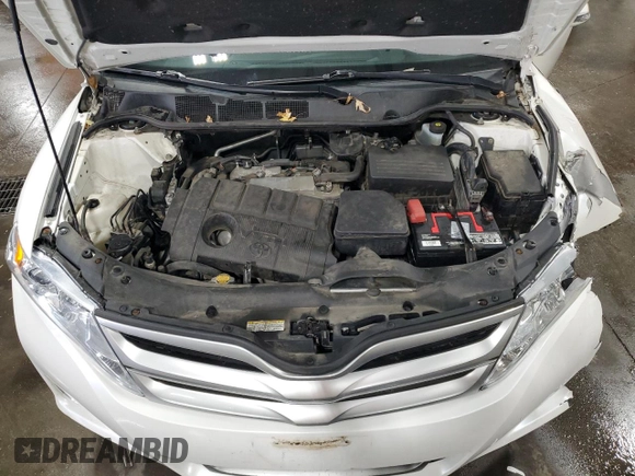2015 Toyota Venza LE z VIN 4T3BA3BBXFU068039, wystawiony jako Copart lot #53261895 z przebiegiem 84 486 mil mil oraz Szkoda całkowita • Salvage title. Historia ofert i sprzedaży dostępna na DreamBid. Obrazek 12.
