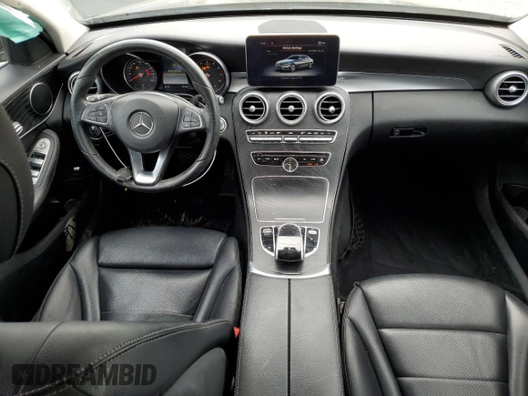2016 Mercedes-Benz C 300 z VIN 55SWF4JB6GU177923, wystawiony jako Copart lot #60369825 z przebiegiem 76 414 mil mil oraz Szkoda całkowita • Salvage title. Historia ofert i sprzedaży dostępna na DreamBid. Obrazek 8.