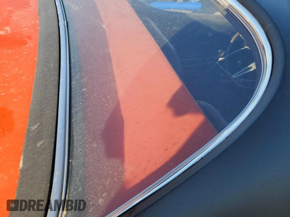 1968 Chevrolet Corvette z VIN 194678S407304, wystawiony jako Copart lot #80236834 z przebiegiem 32 639 mil mil oraz Szkoda całkowita • Salvage title. Historia ofert i sprzedaży dostępna na DreamBid. Obrazek 10.