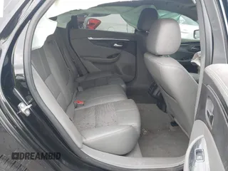 2018 Chevrolet Impala LT z VIN 2G1105S3XJ9100146, wystawiony jako IAAI lot #42053381 z przebiegiem 126 866 mil mil oraz . Historia ofert i sprzedaży dostępna na DreamBid. Obrazek 8.