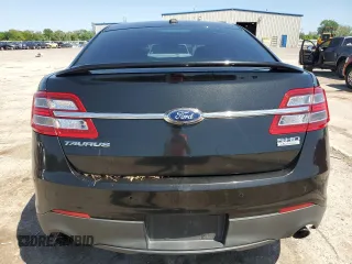 2013 Ford Taurus SHO z VIN 1FAHP2KT7DG133620, wystawiony jako Copart lot #54219005 z przebiegiem Nie podano mil oraz Szkoda całkowita • Salvage title. Historia ofert i sprzedaży dostępna na DreamBid. Obrazek 6.