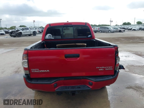 2010 Toyota Tacoma PreRunner z VIN 3TMJU4GN1AM094552, wystawiony jako IAAI lot #42422207 z przebiegiem 180 364 mil mil oraz . Historia ofert i sprzedaży dostępna na DreamBid. Obrazek 16.