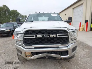 2021 Ram 2500 Tradesman with VIN 3C6UR5CL0MG579414, listed as a IAAI auction lot 41464421 with 182,636 mi miles. Bid and sale history available at carsss.com. Image 12.