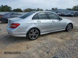2013 Mercedes-Benz C 350 Sport with VIN WDDGF5HB6DA772704, listed as a Copart auction lot 51186765 with 183,437 mi miles and Clean Title. Bid and sale history available at DreamBid. Image 3.