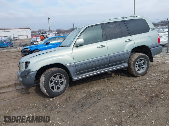 2004 Lexus LX 470 z VIN JTJHT00W143546192, wystawiony jako IAAI lot #41673810 z przebiegiem 232 196 mil mil oraz . Historia ofert i sprzedaży dostępna na DreamBid. Obrazek 22.