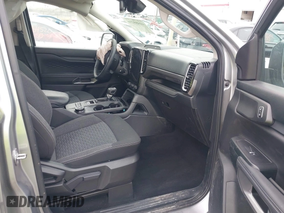 2024 Ford Ranger XLT with VIN 1FTER4HH6RLE05367, listed as a IAAI auction lot 41489296 with 9,509 mi miles. Bid and sale history available at carsss.com. Image 5.