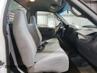 2000 Ford F-150 XL with VIN 1FTZF182XYNC09505, listed as a Copart auction lot 73420184 with 296,202 mi miles and Salvage title. Bid and sale history available at DreamBid. Image 10.