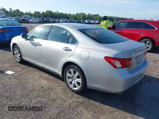 2007 Lexus ES 330 z VIN JTHBJ46GX72154570, wystawiony jako IAAI lot #42548608 z przebiegiem 206 865 mil mil oraz . Historia ofert i sprzedaży dostępna na DreamBid. Obrazek 3.