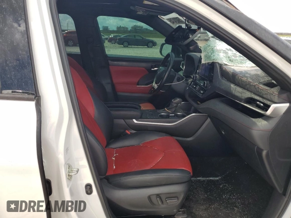 2023 Toyota Highlander L with VIN 5TDKDRAH0PS021783, listed as a Copart auction lot 58024745 with 61,752 mi miles and Salvage title. Bid and sale history available at DreamBid. Image 7.