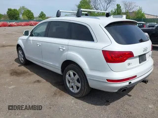 2015 Audi Q7 Premium Plus with VIN WA1LGAFE8FD017092, listed as a IAAI auction lot 42073593 with 105,593 mi miles and . Bid and sale history available at DreamBid. Image 3.