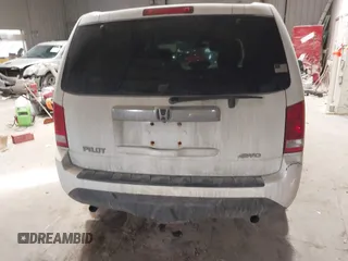 2014 Honda Pilot LX with VIN 5FNYF4H27EB025811, listed as a IAAI auction lot 41501702 with 144,909 mi miles and . Bid and sale history available at DreamBid. Image 16.