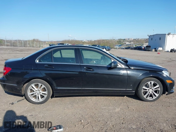 2012 Mercedes-Benz C 300 Sport with VIN WDDGF8BB8CA652122, listed as a IAAI auction lot 42054173 with 138,534 mi miles and . Bid and sale history available at DreamBid. Image 12.