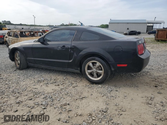 2008 Ford Mustang Deluxe with VIN 1ZVHT80N485154386, listed as a Copart auction lot 53885025 with 164,818 mi miles and Salvage Title. Bid and sale history available at DreamBid. Image 2.