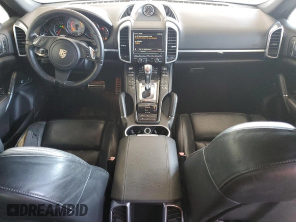 2012 Porsche Cayenne S Hybrid с VIN WP1AE2A20CLA92021, выставлен на аукционе Copart как лот 48619105 с пробегом 164 867 миль миль и Чистый • Clean title. История ставок и продаж доступна на DreamBid. Изображение 8.