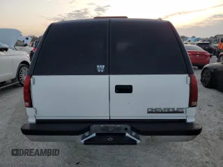 1999 Chevrolet Suburban with VIN 3GNEC16R3XG247177, listed as a Copart auction lot 75674564 with 132,546 mi miles and Non Repairable. Bid and sale history available at carsss.com. Image 6.