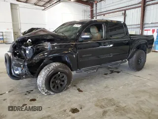 2013 Toyota Tacoma PreRunner z VIN 5TFJX4GN7DX025547, wystawiony jako Copart lot #59729375 z przebiegiem 133 787 mil mil oraz Szkoda całkowita • Salvage title. Historia ofert i sprzedaży dostępna na DreamBid. Obrazek 1.