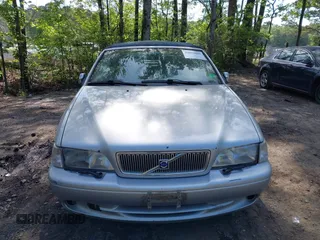 2002 Volvo C70 с VIN YV1NC56D82J031041, выставлен на аукционе IAAI как лот 42071094 с пробегом 239 107 миль миль и . История ставок и продаж доступна на DreamBid. Изображение 11.
