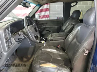 2003 Chevrolet Avalanche with VIN 3GNEK13T53G147238, listed as a Copart auction lot 53635875 with 299,095 mi miles and Salvage Title. Bid and sale history available at carsss.com. Image 7.