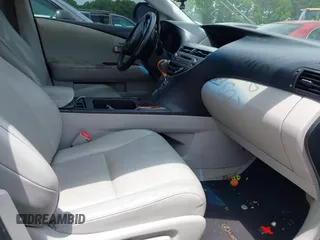 2010 Lexus RX 350 z VIN 2T2ZK1BAXAC017288, wystawiony jako IAAI lot #42275576 z przebiegiem 238 344 mil mil oraz . Historia ofert i sprzedaży dostępna na DreamBid. Obrazek 5.