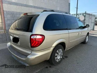 2005 Chrysler Town & Country LX with VIN 2C8GP44R15R541631, listed as a Copart auction lot 42972425 with 149,439 mi miles and Clean Title. Bid and sale history available at carsss.com. Image 4.