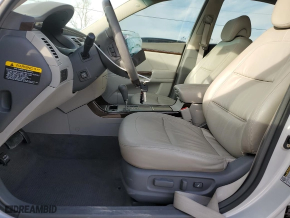 2011 Hyundai Azera Limited with VIN KMHFC4DF3BA539499, listed as a Copart auction lot 86912194 with 80,290 mi miles and Salvage Title. Bid and sale history available at carsss.com. Image 7.