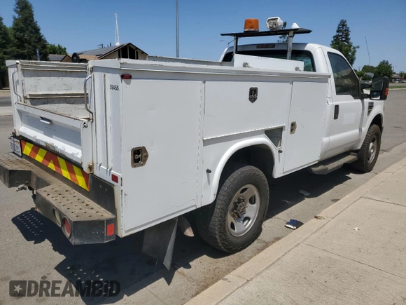 2009 Ford F-350 with VIN 1FDSF35Y09EA28559, listed as a Copart auction lot 59176095 with 235,792 mi miles and Clean title. Bid and sale history available at DreamBid. Image 4.