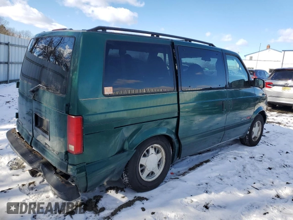 1998 Chevrolet Astro with VIN 1GNEL19WXWB111590, listed as a Copart auction lot 83527884 with 161,137 mi miles and Salvage Title. Bid and sale history available at carsss.com. Image 3.