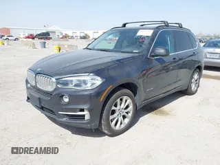 2016 BMW X5 xDrive40e z VIN 5UXKT0C54G0S78772, wystawiony jako IAAI lot #41807726 z przebiegiem 152 965 mil mil oraz . Historia ofert i sprzedaży dostępna na DreamBid. Obrazek 2.