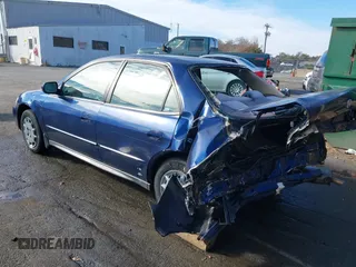 2002 Honda Accord LX with VIN 1HGCG56472A019966, listed as a IAAI auction lot 40884999 with Not provided miles and . Bid and sale history available at DreamBid. Image 3.