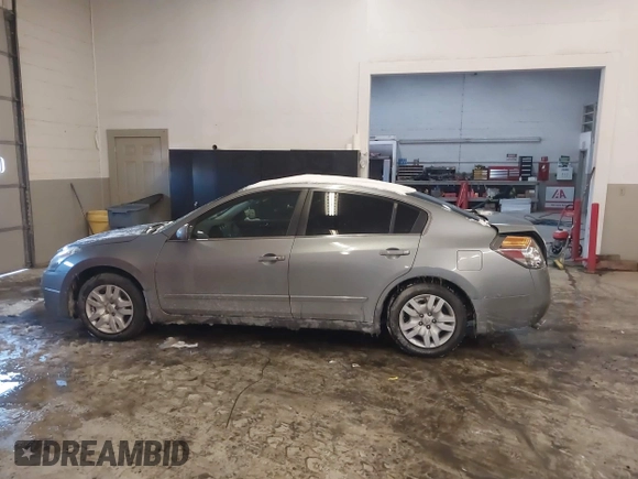 2009 Nissan Altima 2.5 S with VIN 1N4AL21E29N483756, listed as a IAAI auction lot 41270057 with 134,223 mi miles. Bid and sale history available at carsss.com. Image 14.