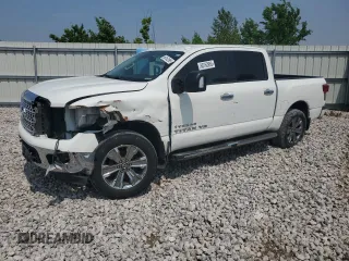 2018 Nissan Titan SV z VIN 1N6AA1E5XJN509882, wystawiony jako Copart lot #60162995 z przebiegiem 149 352 mil mil oraz Szkoda całkowita • Salvage title. Historia ofert i sprzedaży dostępna na DreamBid. Obrazek 1.