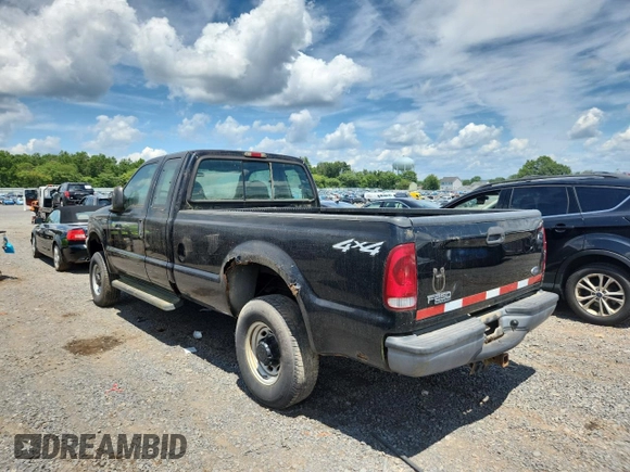 2004 Ford F-250 XL with VIN 1FTNX21L64EA61870, listed as a Copart auction lot 63971805 with 202,804 mi miles and Clean title. Bid and sale history available at DreamBid. Image 2.
