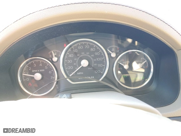 2006 Lincoln Mark LT with VIN 5LTPW16516FJ05400, listed as a Copart auction lot 68022884 with 60,349 mi miles and Salvage Title. Bid and sale history available at carsss.com. Image 9.