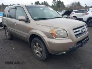 2006 Honda Pilot EX-L with VIN 2HKYF18656H526846, listed as a IAAI auction lot 41737028 with 398,622 mi miles and . Bid and sale history available at DreamBid. Image 1.